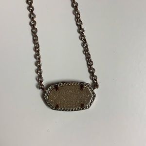 Kendra Scott necklace